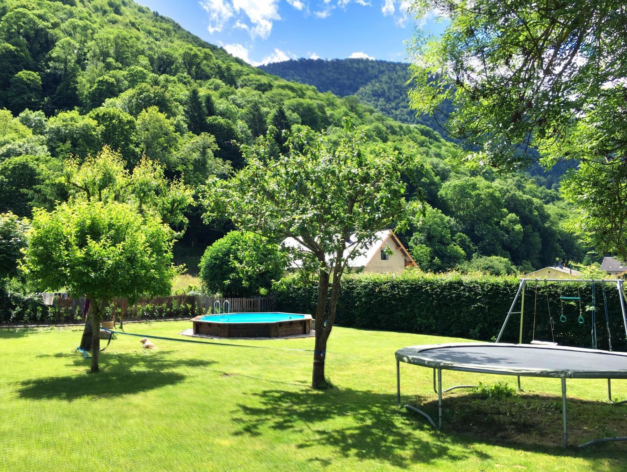 帕皮丽欧住宿加早餐旅馆 Montauban-de-Luchon 外观 照片